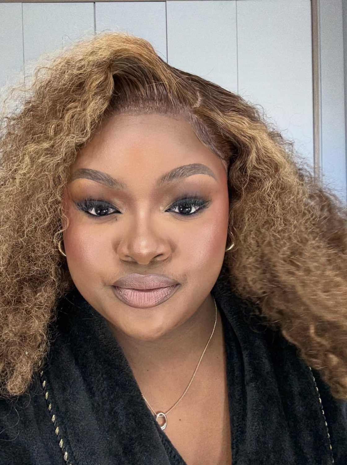 Online users questioned Grace Mondlana's behaviour