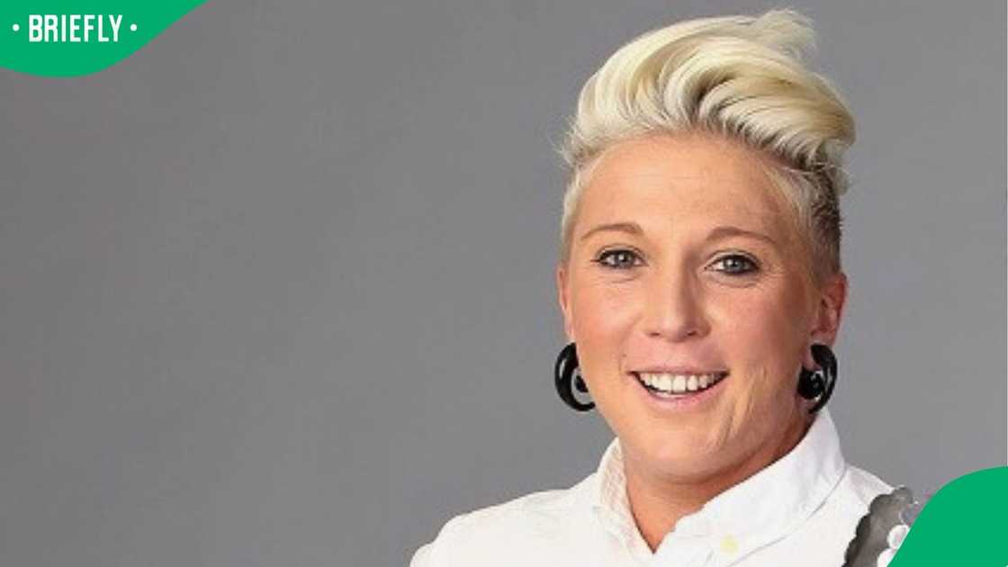The pilot was identified as TV presenter and chef, Mynie Steffens. The pilot was identified as TV presenter and chef, Mynie Steffens.