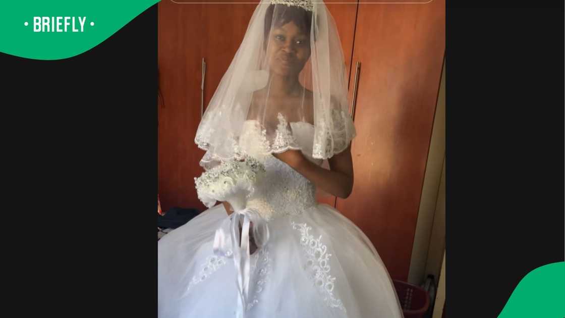 A woman wanted to get married. A woman wanted to get married.