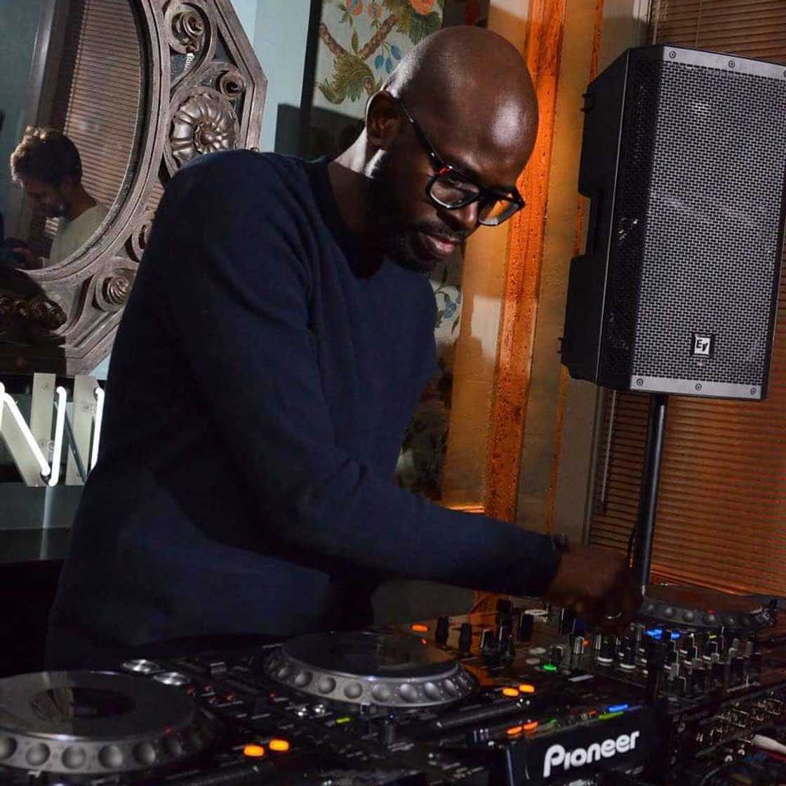 The best South African house djs The best South African house djs