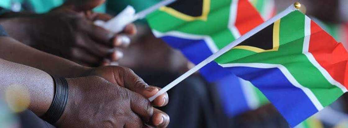How to obtain a South African id book How to obtain a South African id book