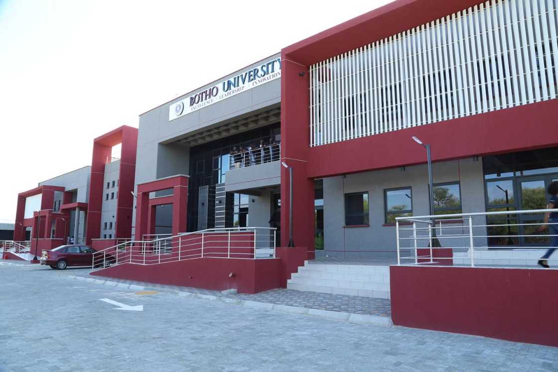 universities in Botswana universities in Botswana