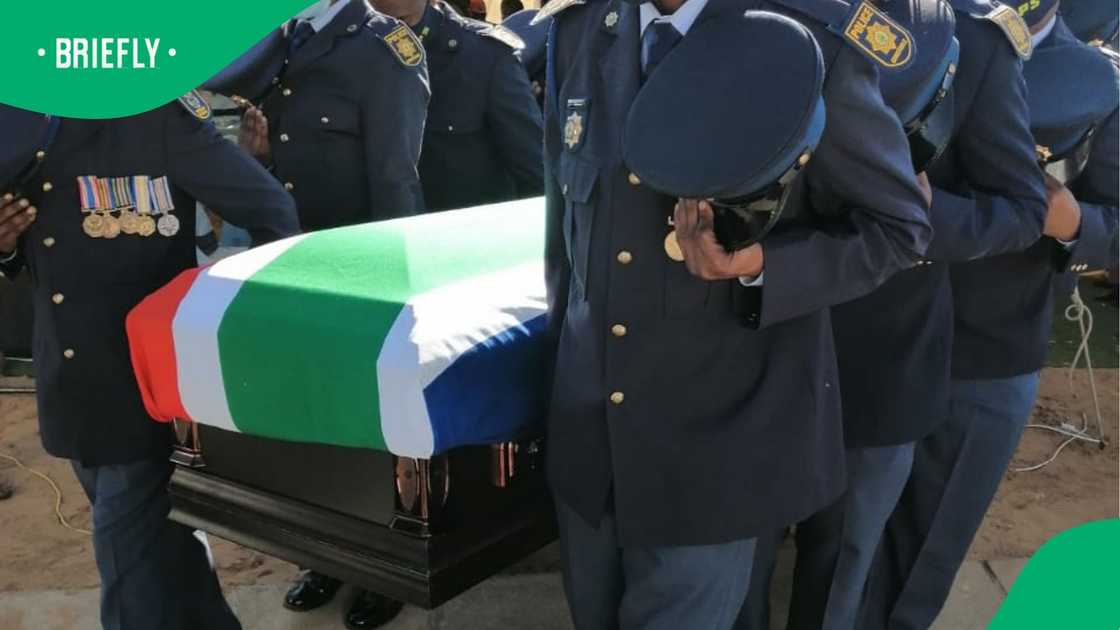 The family of slain Crime Intelligence police officer, Sbonelo Ngidi, is alleging foul play in his death