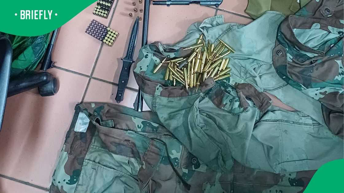 Police arrest Pietermaritzburg man with SANDF uniform, numerous weapons Police arrest Pietermaritzburg man with SANDF uniform, numerous weapons