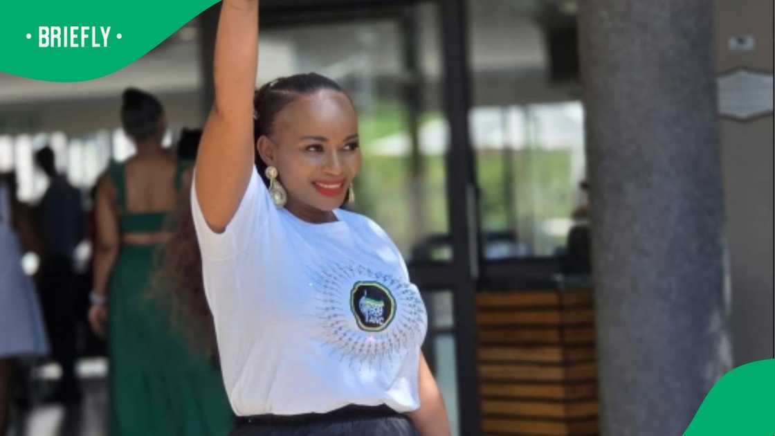 The appointment takes place against the backdrop of mounting political tension at the metro.