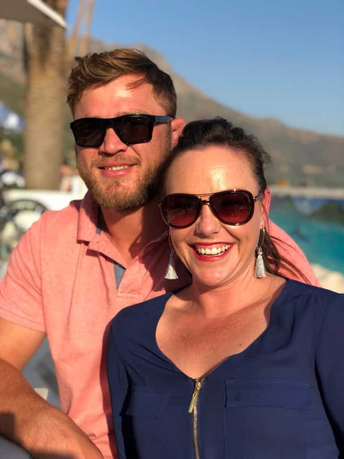 Duane Vermeulen biography Duane Vermeulen biography