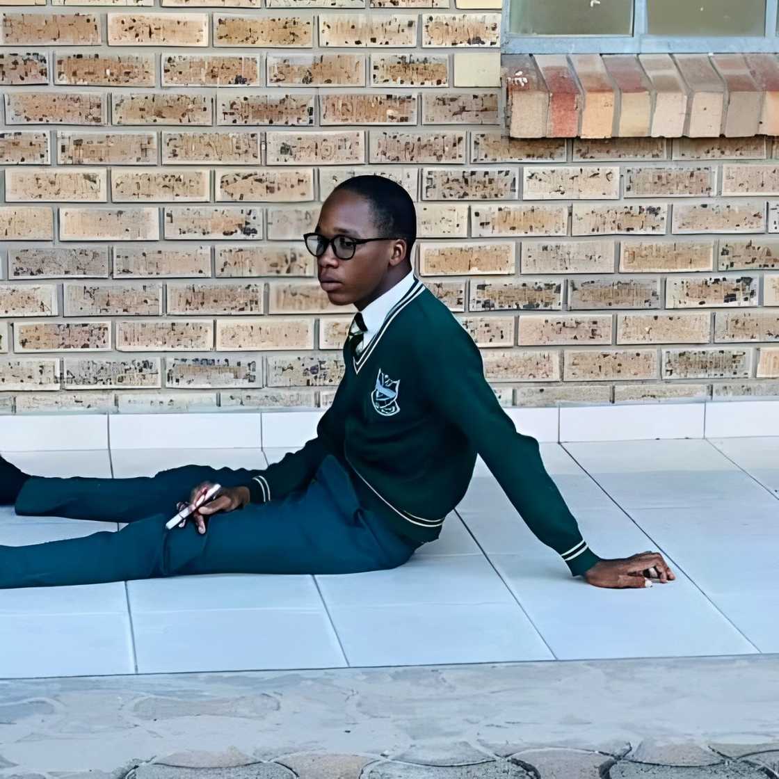 Social media users praised a 17-year-old for bagging eight distinctions Social media users praised a 17-year-old for bagging eight distinctions