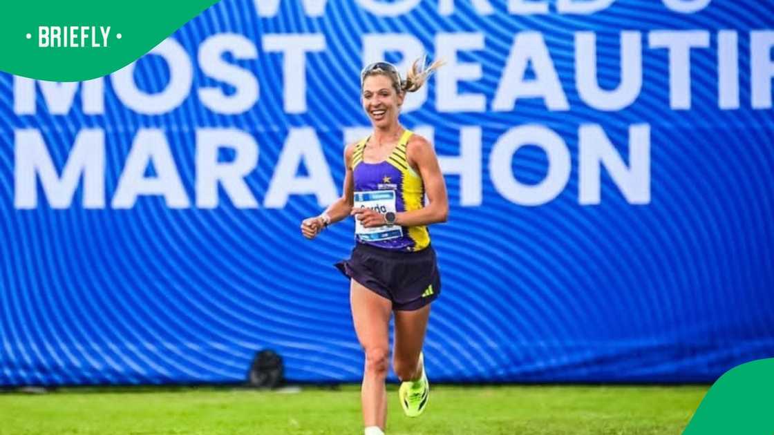 Gerda Steyn, Two Oceans Marathon, Cape Town Gerda Steyn, Two Oceans Marathon, Cape Town