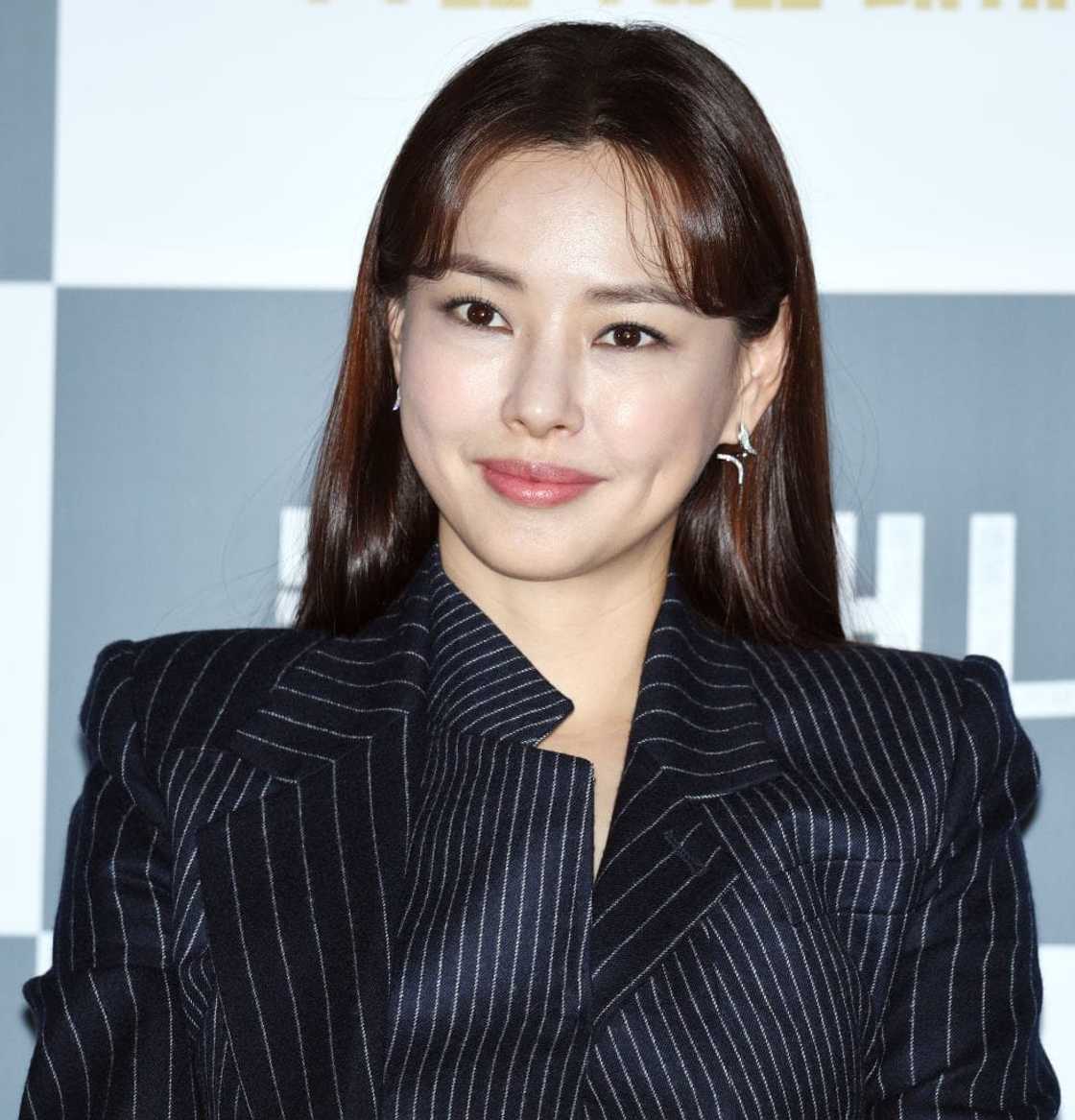 Lee Hanee Lee Hanee