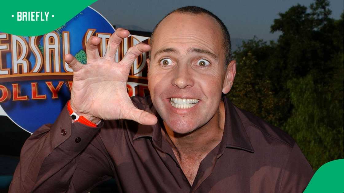 Arnold Vosloo and girlfriend confirm baby's gender
