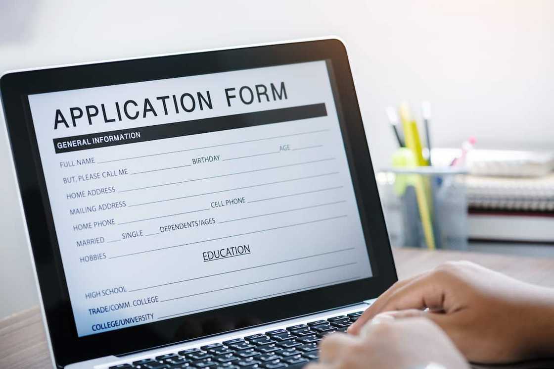 How much do recruitment agencies charge in South Africa? How much do recruitment agencies charge in South Africa?