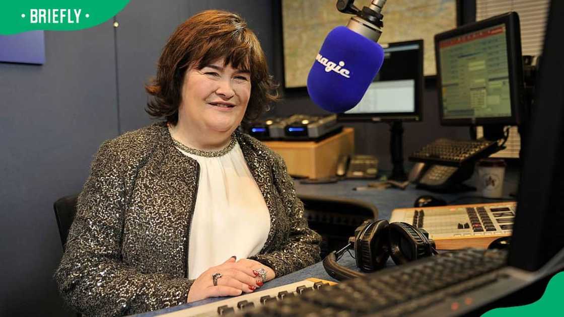 Susan Boyle recording her Magic FM Christmas Special with Neil Fox at Magic FM studios Susan Boyle recording her Magic FM Christmas Special with Neil Fox at Magic FM studios