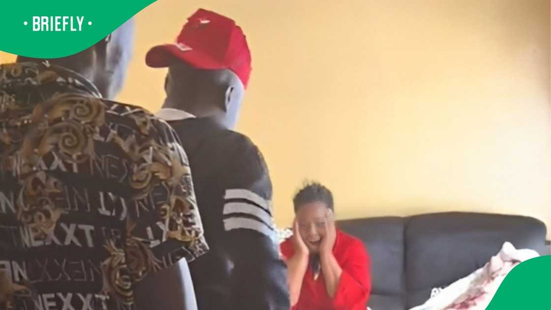 South Africans applauded a man's surprise for neighbours