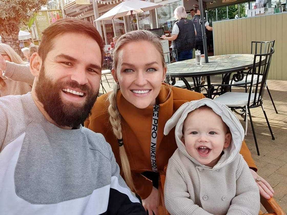 Cobus Reinach Cobus Reinach