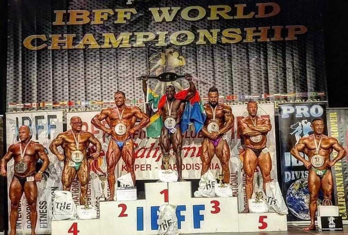 Police officer wins first prize at the world championship.