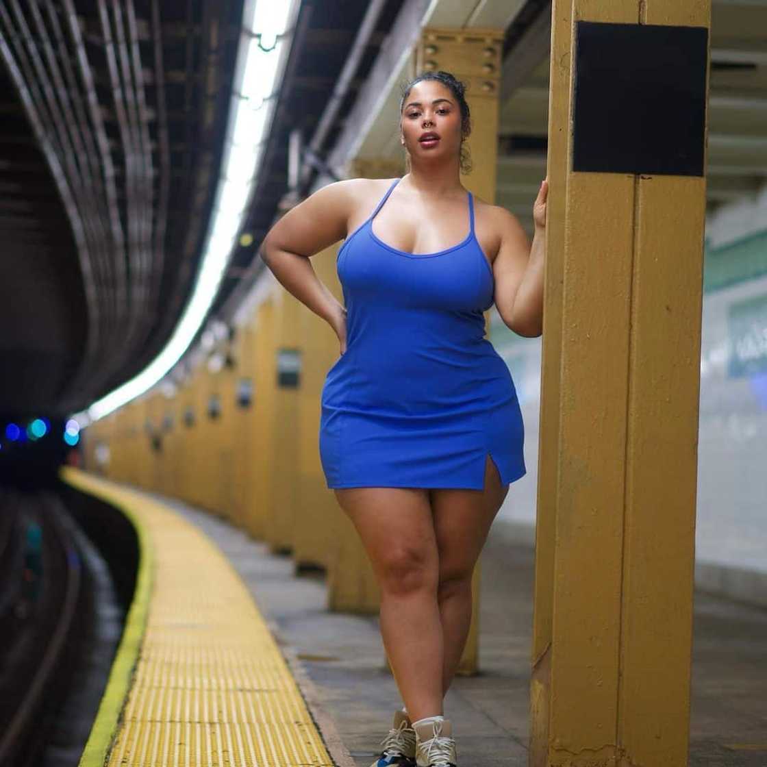 most curvy celebrities most curvy celebrities