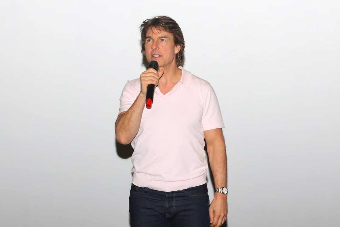 Tom Cruise makes a surprise theatre appearance to celebrate Mission: Impossible Tom Cruise makes a surprise theatre appearance to celebrate Mission: Impossible