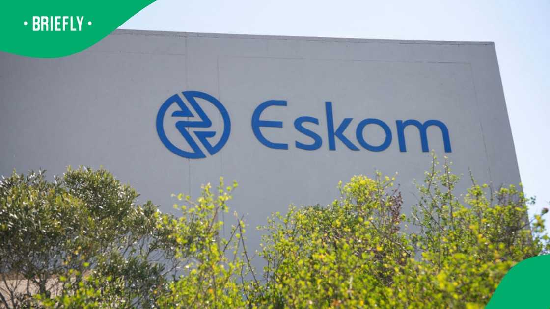 Malamulele residents in Limpopo complained about Eskom not helping them load tokens in their recoded meter boxes