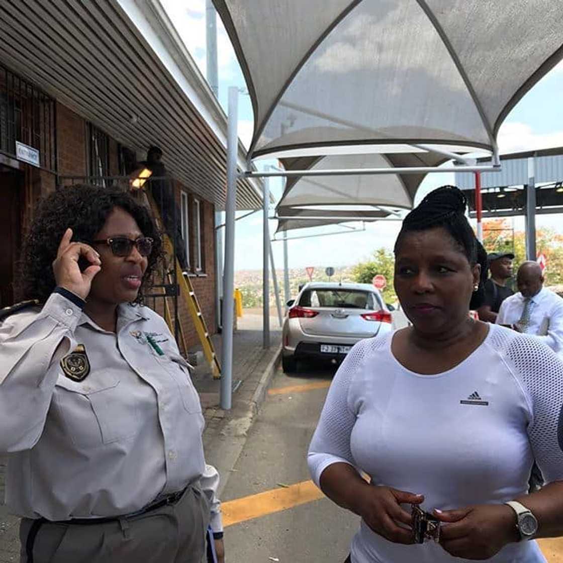 Ayanda Dlodlo Biography: Son, Cars, Husband, Qualifications, Political Career and Pictures Ayanda Dlodlo Biography: Son, Cars, Husband, Qualifications, Political Career and Pictures