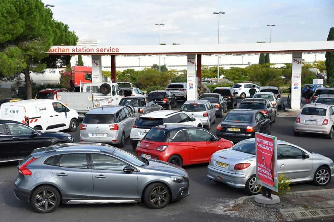 French service stations have run low on, or out of, petrol French service stations have run low on, or out of, petrol