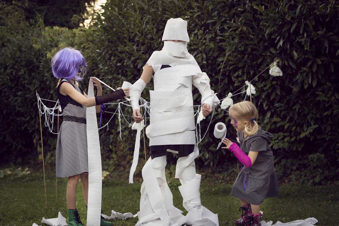 Snowman Mummies game Snowman Mummies game