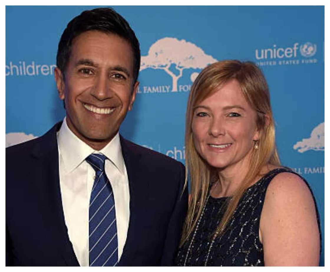 Does Sanjay Gupta have children?