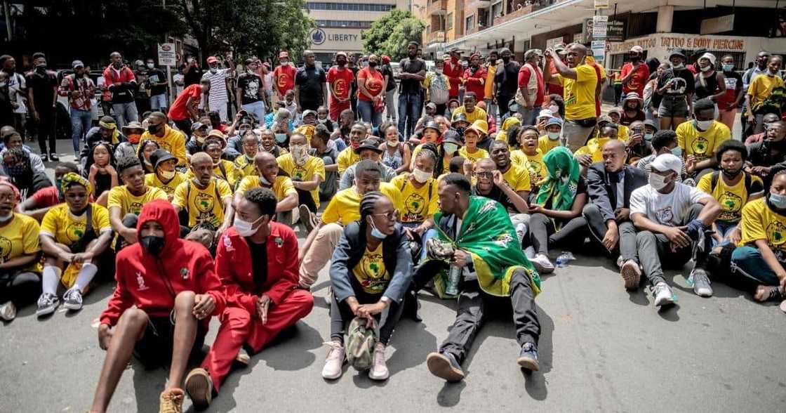 Student reportedly shot and wounded during Wits protests Student reportedly shot and wounded during Wits protests