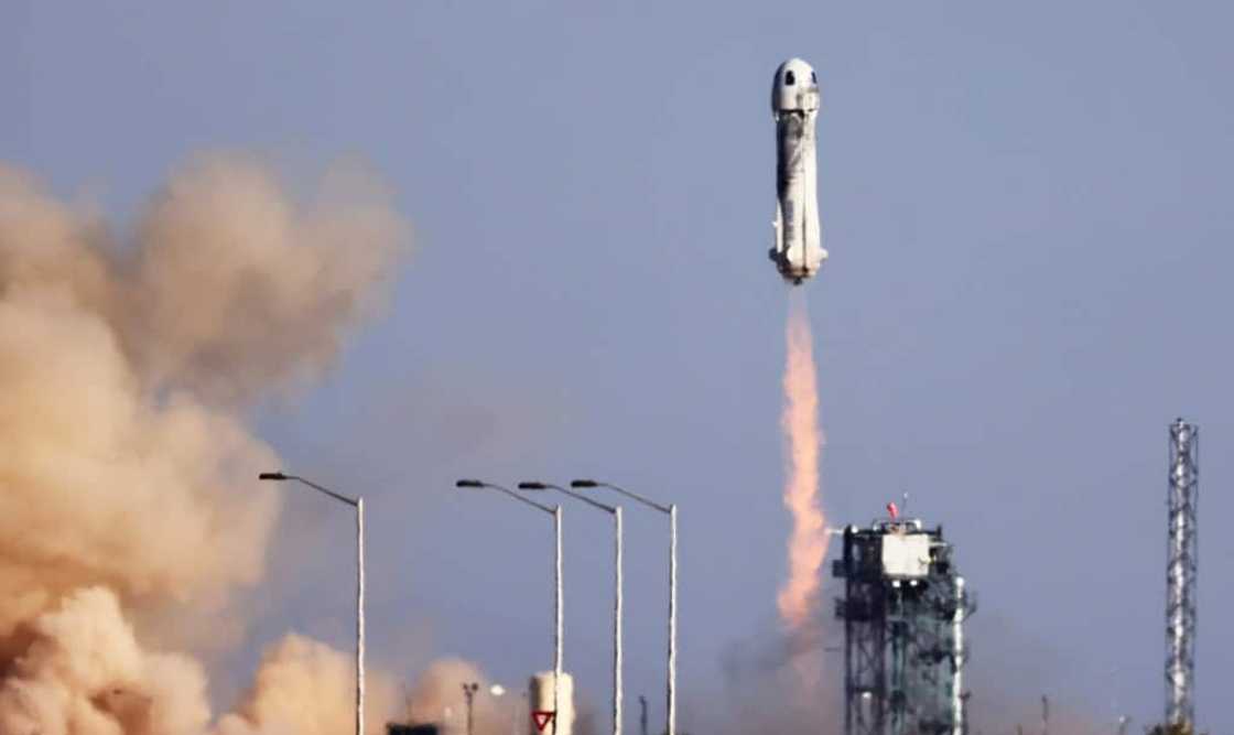 Blue Origin’s New Shepard lifts off from the launch pad carrying 90-year-old Star Trek actor William Shatner and three other civilians on October 13, 2021 near Van Horn, Texas Blue Origin’s New Shepard lifts off from the launch pad carrying 90-year-old Star Trek actor William Shatner and three other civilians on October 13, 2021 near Van Horn, Texas