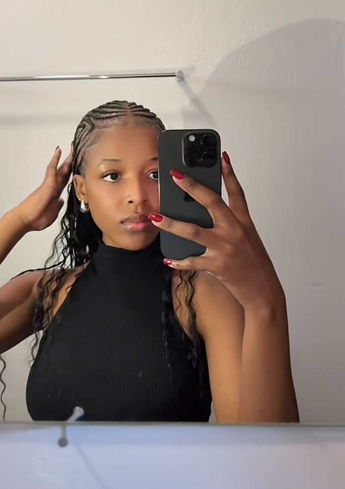 Young woman slamed a fashion store over pricey coat.