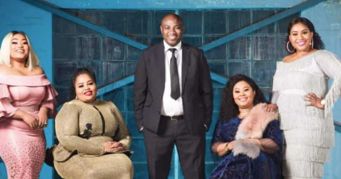 Musa Msleku shows off his wives Musa Msleku shows off his wives