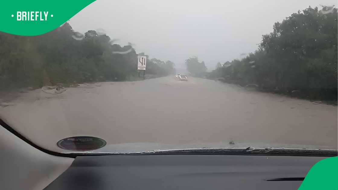 Makhanda's N2 road is flooded