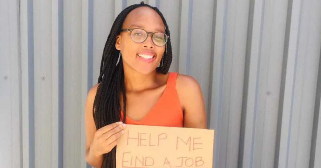 Young Teacher Goes Viral After Starting Desperate Search to Find a Job Young Teacher Goes Viral After Starting Desperate Search to Find a Job