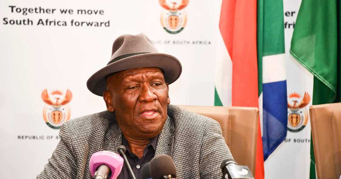 Bheki Cele, Shut up, Ian Cameron Bheki Cele, Shut up, Ian Cameron