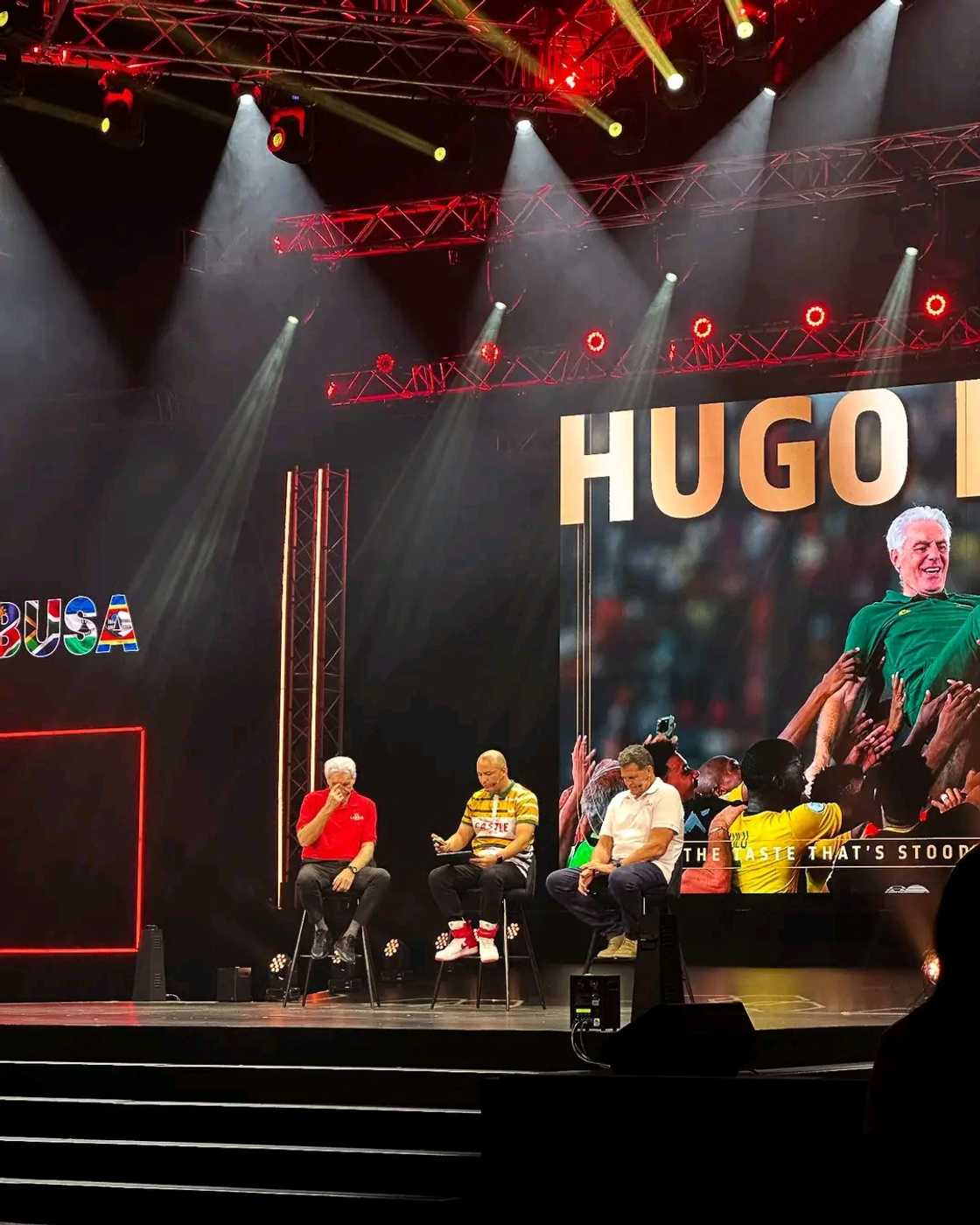 Broos and Erasmus met at a Castle Lager event, where they exchanged ideas on managing national teams. Broos and Erasmus met at a Castle Lager event, where they exchanged ideas on managing national teams.