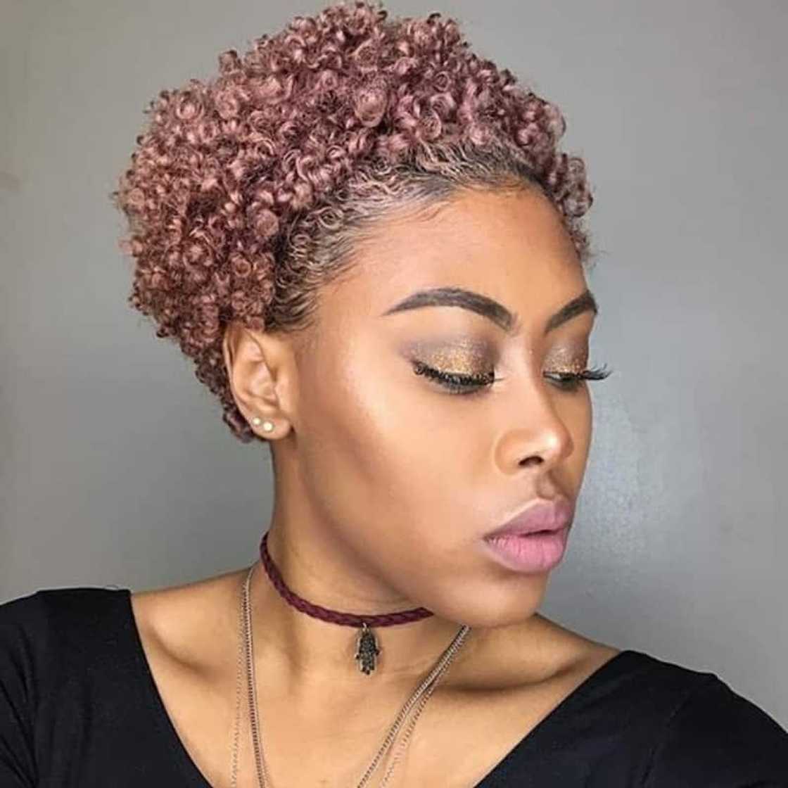 25 Cute short curly hairstyles for black women to try in 2020 25 Cute short curly hairstyles for black women to try in 2020