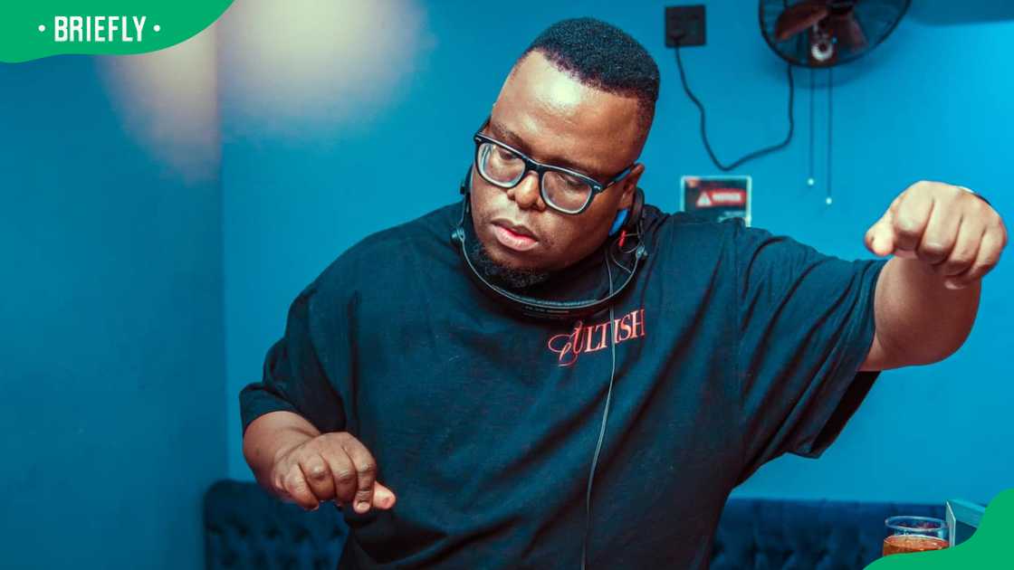 Sol Phenduka in Barberton Sol Phenduka in Barberton