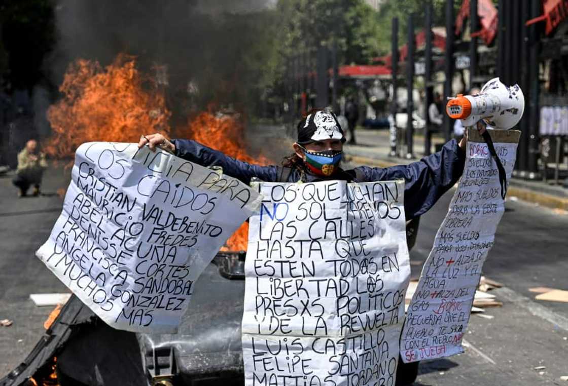 Many shops closed early, or did not open at all, while many schools sent pupils home early in case of trouble in the face of protests October 18, 2022