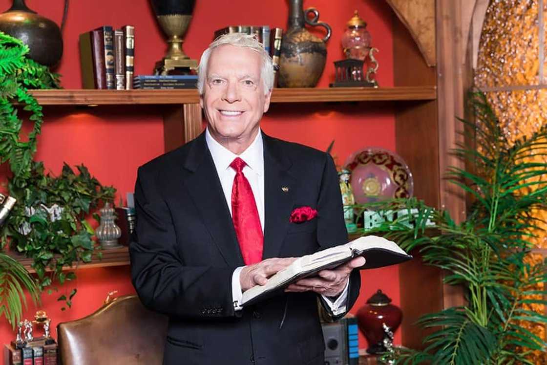Robert Tilton Robert Tilton
