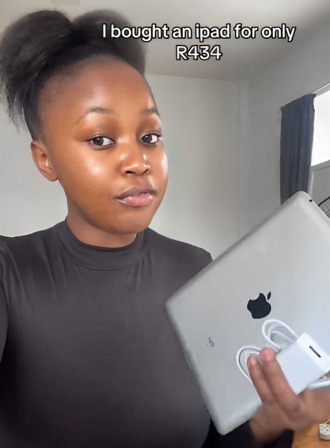 Woman finds iPad for less than R500 in TikTok video