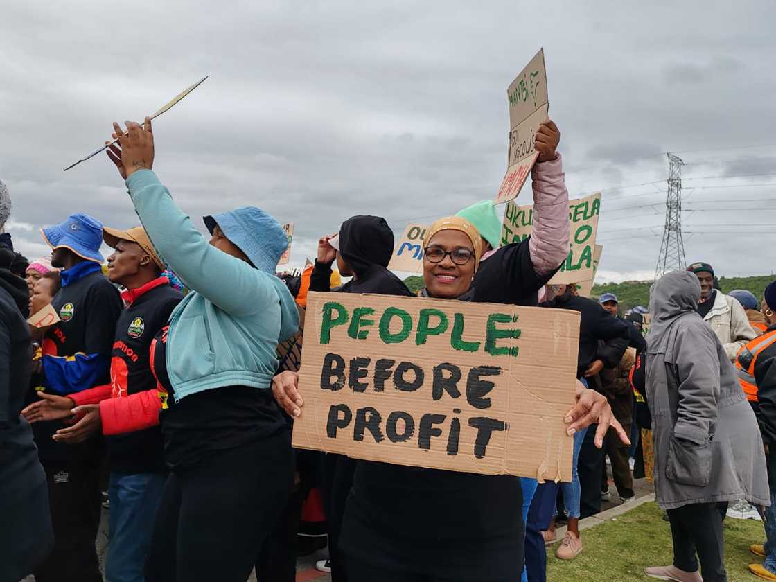 Communities affected by floods in Eastern Cape are calling for a coordinated, robust response to natural disasters Communities affected by floods in Eastern Cape are calling for a coordinated, robust response to natural disasters