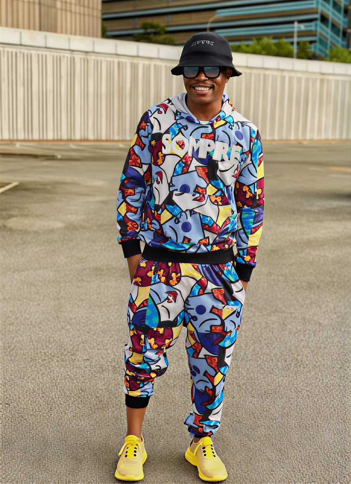 Netizens reacted to Somizi's Christmas look