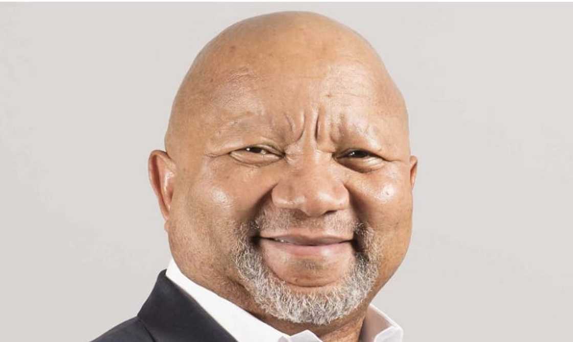 Mzi Khumalo Mzi Khumalo