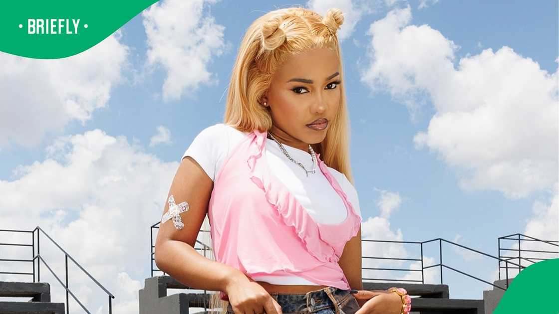 Zee Nxumalo clapped back at criticism Zee Nxumalo clapped back at criticism