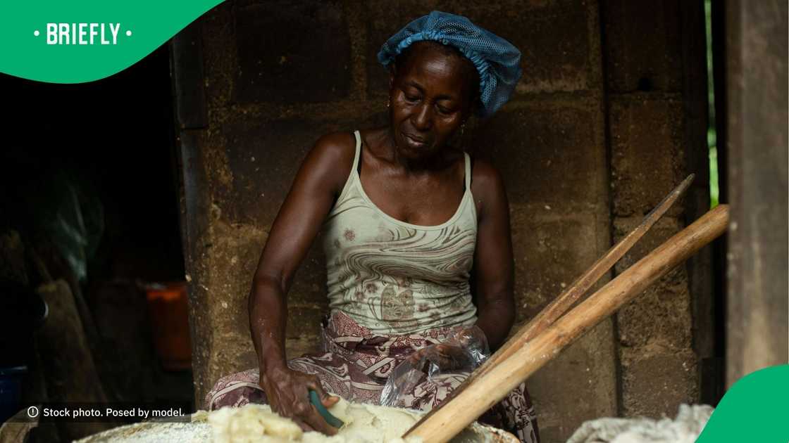 Woman stirs large pop and gains Valentine's Day favour