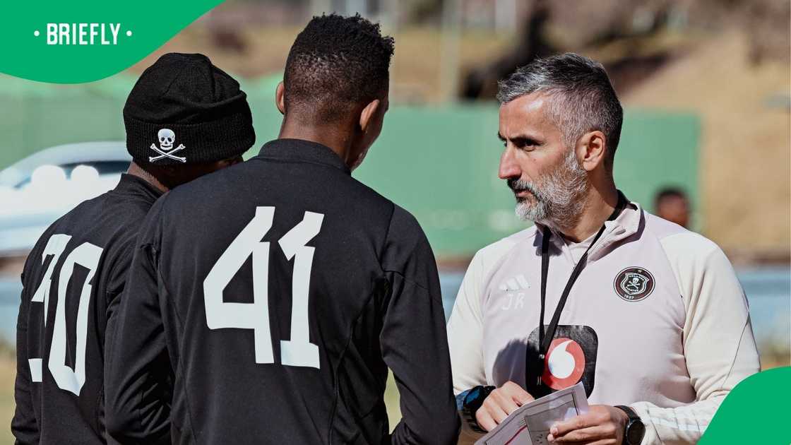 Orlando Pirates coach Jose Riverio wants more strikers in his squad. Orlando Pirates coach Jose Riverio wants more strikers in his squad.