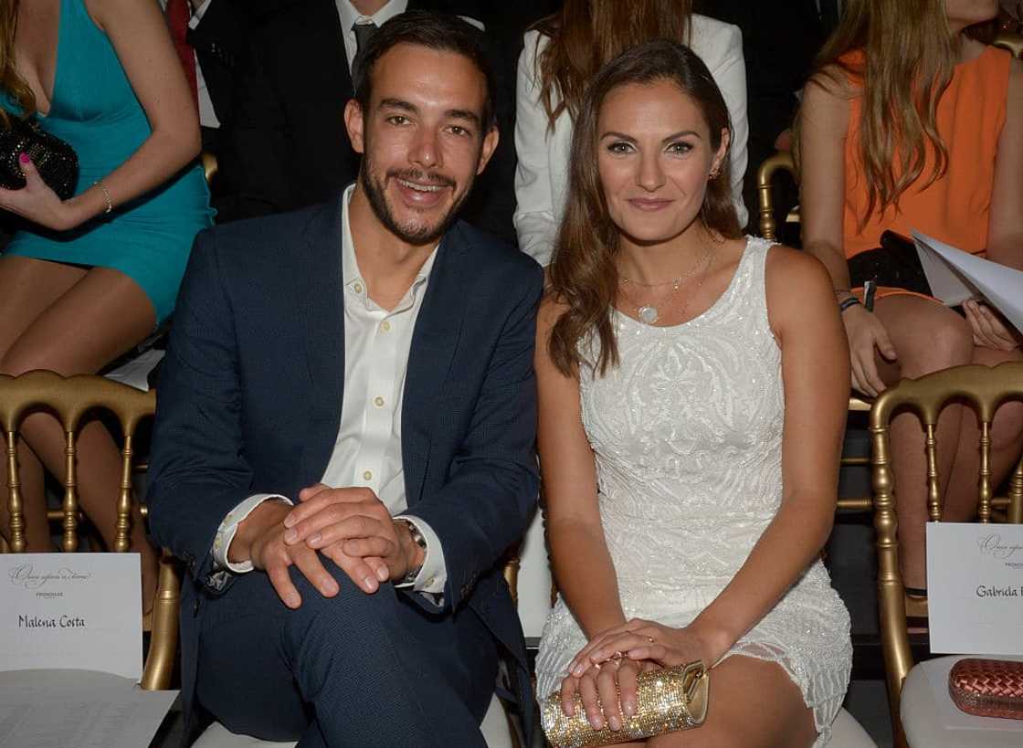 Does Kevin Costner have an African-American daughter? Does Kevin Costner have an African-American daughter?