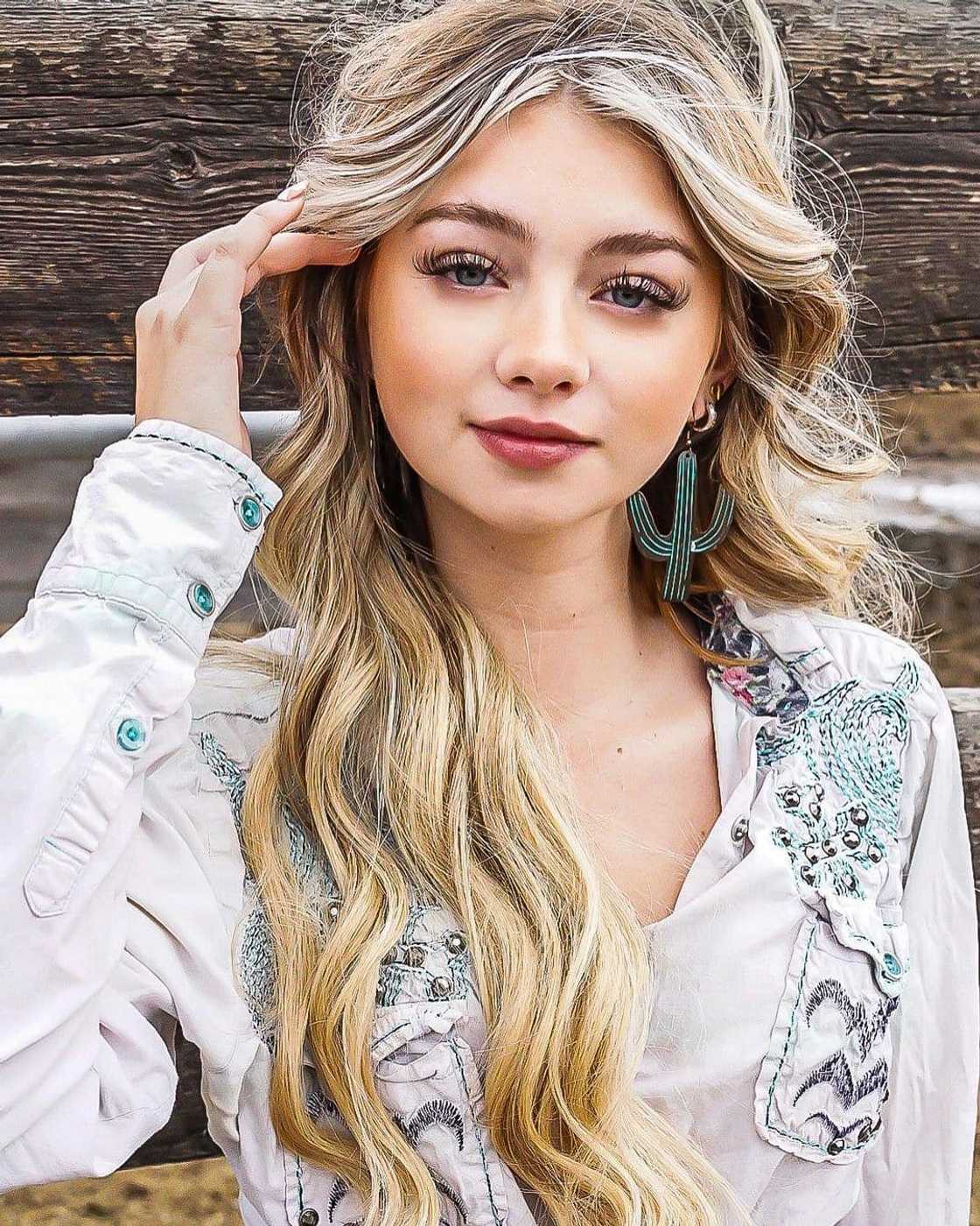 Sicily Rose's dating life Sicily Rose's dating life