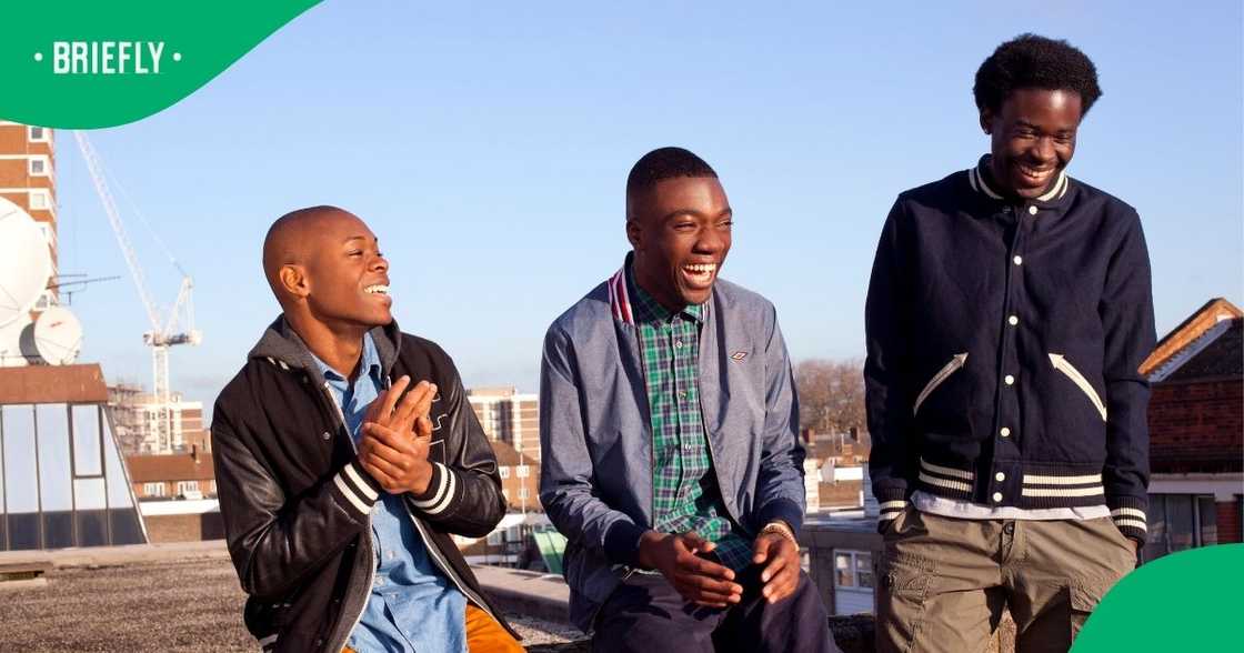 Gent drives with vandalised car by ex Gent drives with vandalised car by ex