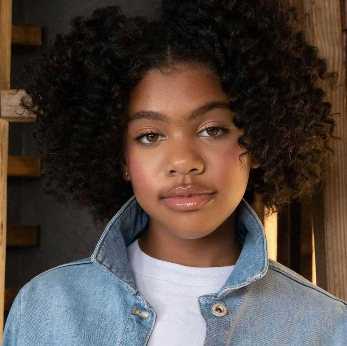 Short coily bob Short coily bob