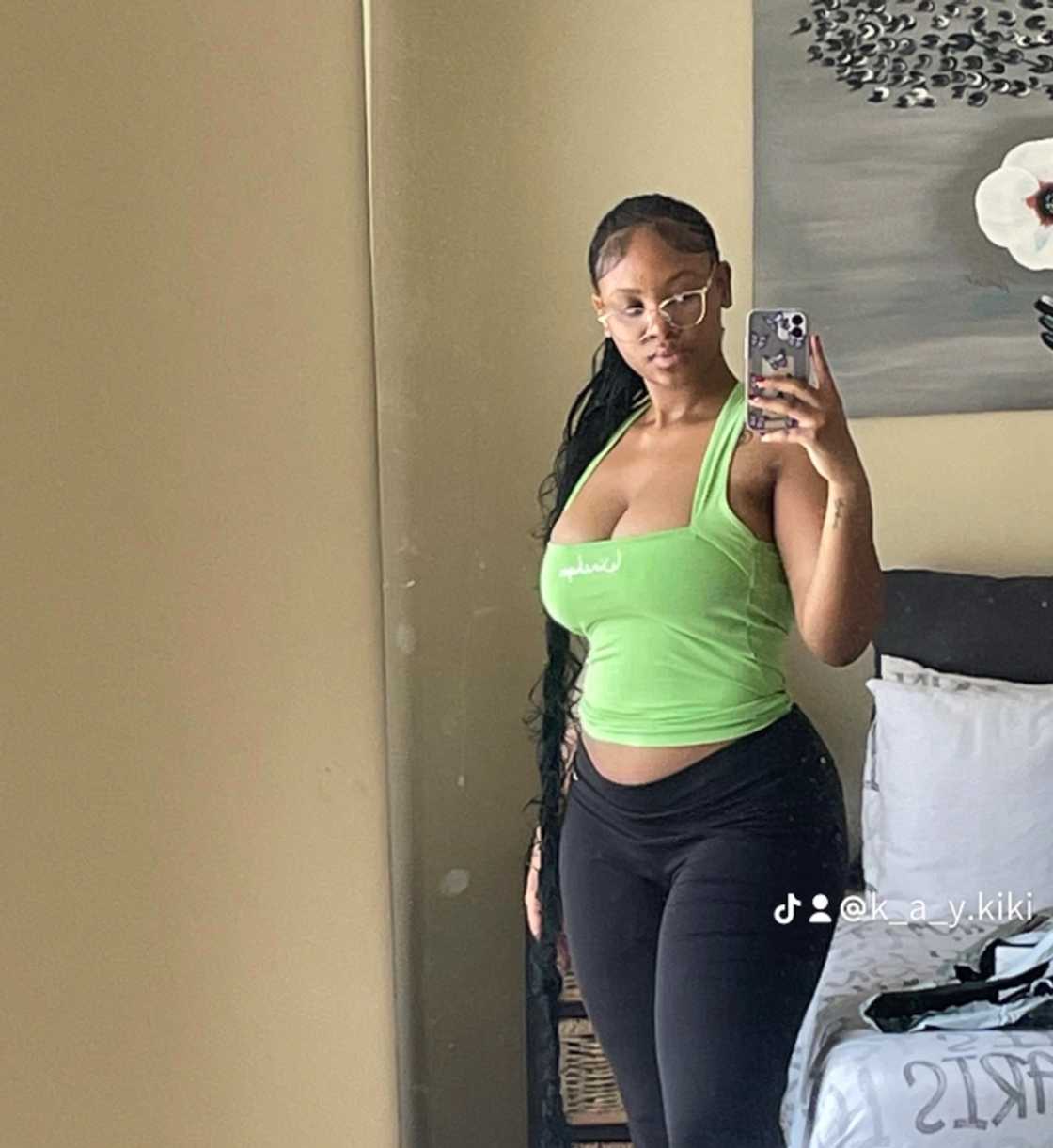 Social media users praised a young lady for spoiling her mom on her birthday Social media users praised a young lady for spoiling her mom on her birthday